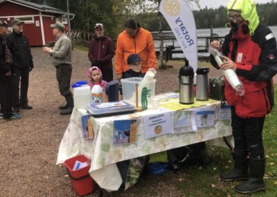 Patikkapolku kaikenikäisille Tiilijärven ympäri