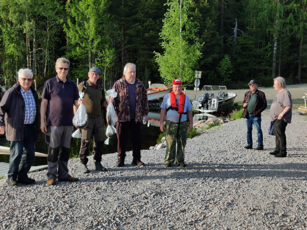 Kalasaalista Ahvenlahden rannalla