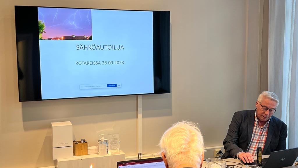 Brother Jari Nykänen gave the presentation.